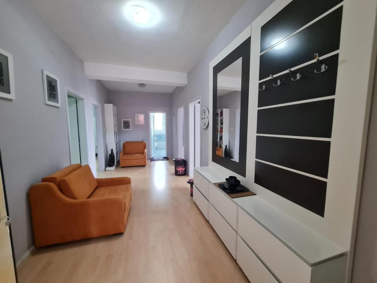 Et Apartaments Tirana Exterior foto