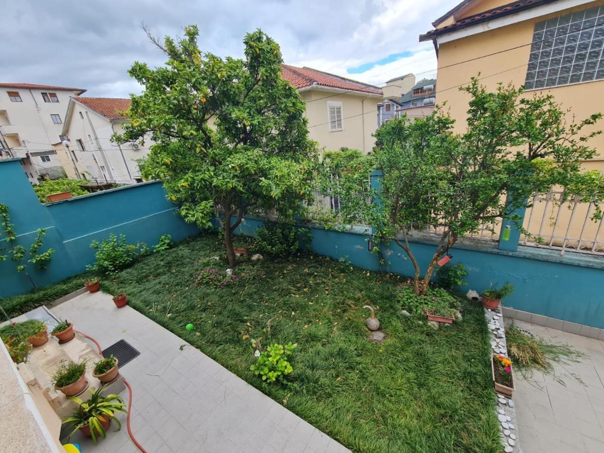 Et Apartaments Tirana Exterior foto