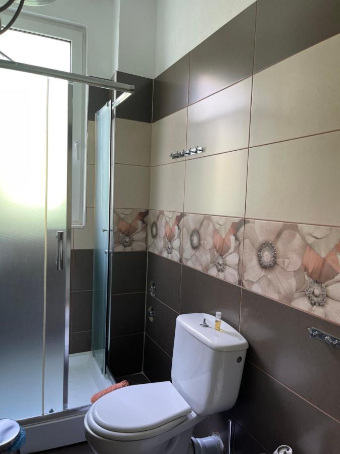 Et Apartaments Tirana Exterior foto